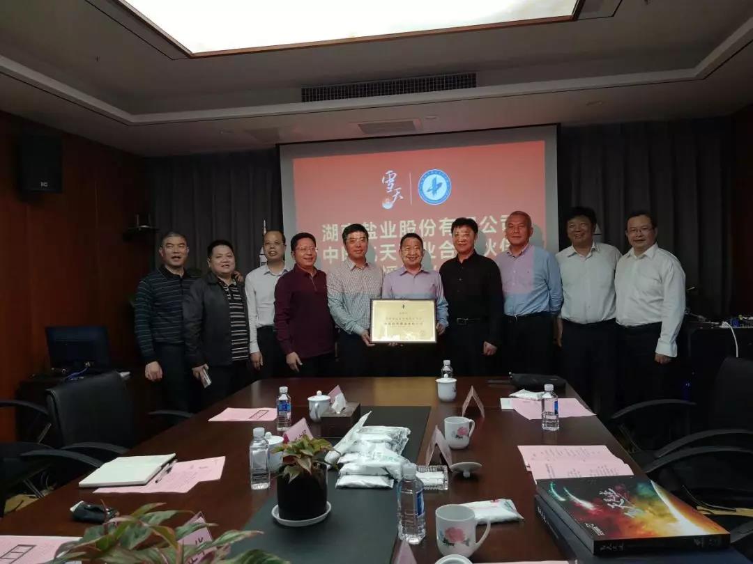 21.jpg 91视频在线